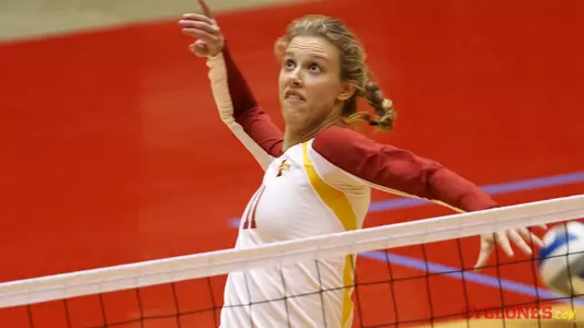Cyclones Entertain at Cardinal and Gold Scrimmage