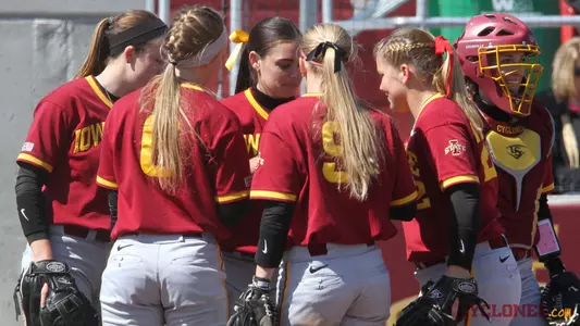 Softball to Host Walk-On Meeting Monday