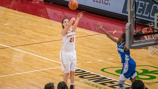 Cyclones Defeat Hampton Behind Carleton's Record Night