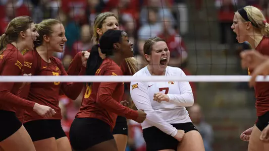 Iowa State Falls to No. 10 Wisconsin
