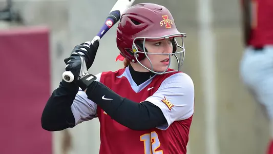 Titans Rally Past Cyclones, 2-1