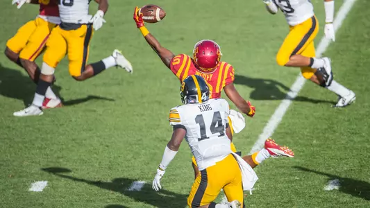 Cyclones Fall To Hawkeyes, 31-17