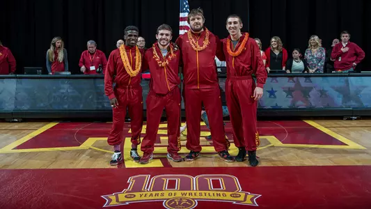 Cyclones Takedown West Virginia, 28-11