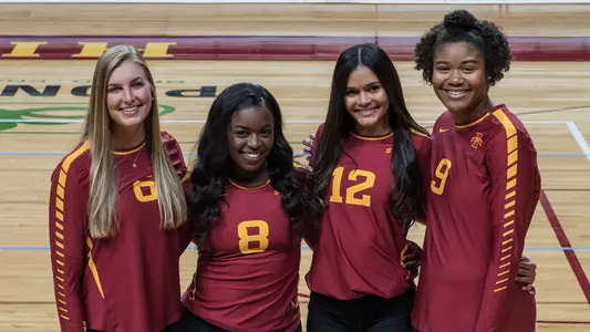 Volleyball Seniors