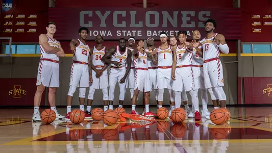2017-18 MBB Team Picture