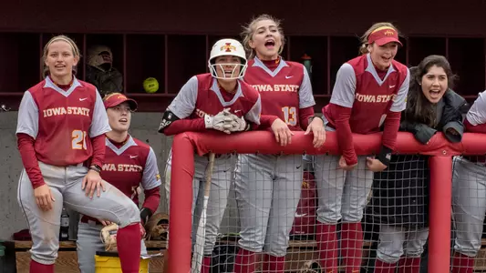 Team vs. UNI