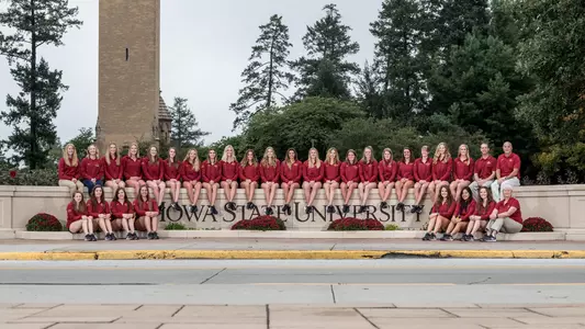2018-19 Swimming and Diving Team