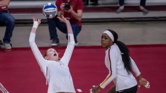 Piper Mauck and Grace Lazard