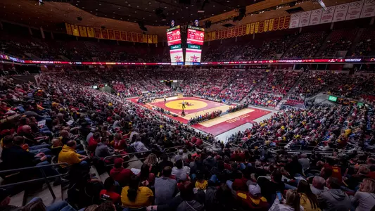 HiltonColiseum_Iowa_WR