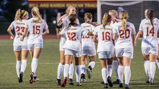 Team photo vs. Drake