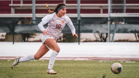 Claudia Najera vs. UNI