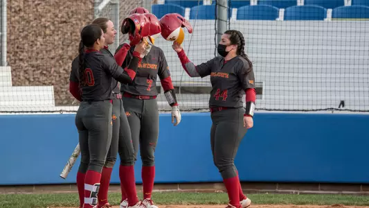 Mikayla Ramos vs. Drake