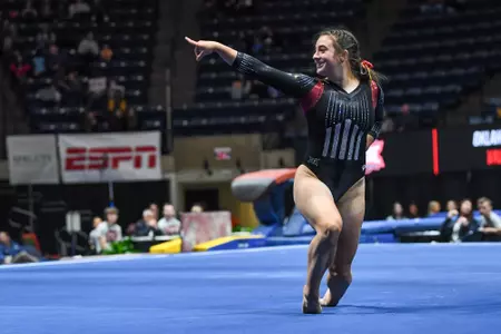 Diab_Maddie_GYM_Big12s_23