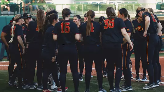 Team Huddle at Baylor
