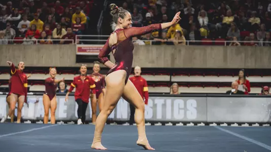 Madelyn Manternach vs. Iowa