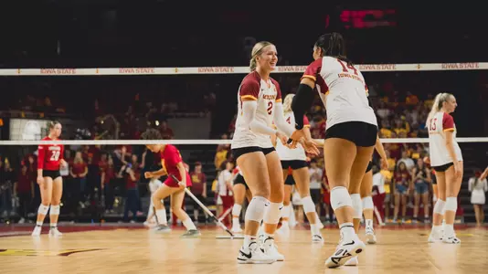 Morgan Brandt, Nayeli Gonzalez