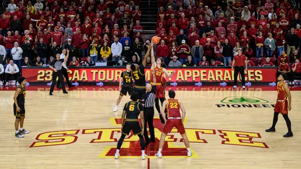 Tipoff vs Iowa