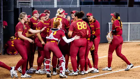 Huddle at Long Beach