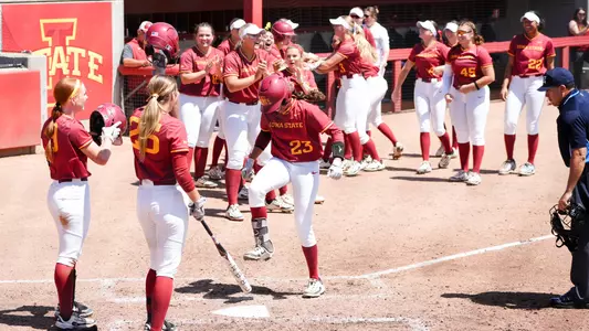 Angelina Allen vs. Baylor