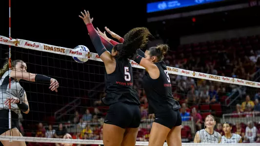 Maya Duckworth, Tierney Jackson