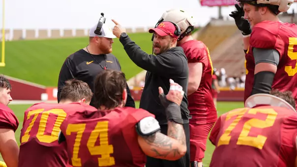 Jake Thornton talks to offensive line at the 2026 Spring Showcase.