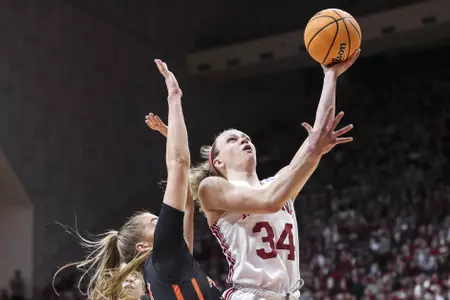 BLOOMINGTON, IN - MARCH 21, 2022 - guard Grace Berger #34 of the Indiana Hoosiers during the game between the Princeton Tigers and the Indiana Hoosiers at Simon Skjodt Assembly Hall in Bloomington, IN. Photo By Gracie Farrall/Indiana Athletics