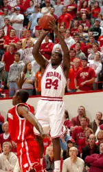 Sophomore forward Robert Vaden had 17 points in the Hoosiers' exhibition opener against Saint Joseph's (Ind.) on Nov. 4.