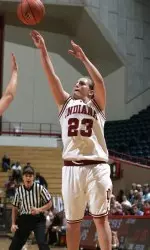 Freshman Jamie Braun was named MVP of the tournament following the game, in which she led all players with a career-high 18 points.