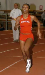LaDonna Ray recorded a new best mark in the women's 800m with a time of 2:16.78.