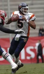 Hamdan led his Amsterdam Admirals to a 30-21 victory over Aaron Halterman's Rhein Fire.