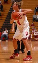 Nikki Smith scored a team-leading 22 points in the Hoosiers' 83-56 victory.