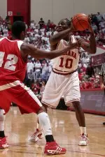 Senior guard Roderick Wilmont is averaging 16.4 points over the last seven games.