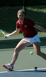 Sigrid Fischer went 2-0 for the women's tennis team this past week.