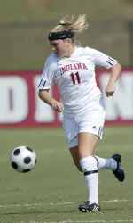Kristin Arnold scored the winner in the 47th minute as the Hoosiers finished the 2008 season on a winning note with a 1-0 victory over Michigan.