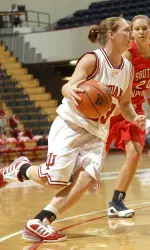 Junior point guard Jamie Braun