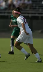 Liz Holby scored the game-winning goal in the Hoosiers' 2-1 win over Loyola on Sunday.