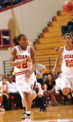 Jori Davis scored 33 points.