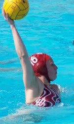 Senior Stefanie Winter