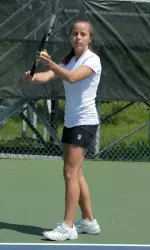 Lindsey Stuckey won her singles match in three sets