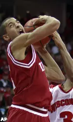 Indiana's Verdell Jones shoots against Wisconsin's Trevon Hughes during the first half of an NCAA college basketball game Saturday, Feb. 13, 2010, in Madison, Wis. (AP Photo/Andy Manis)