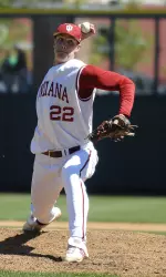 Eric Arnett will report with the rest of the pitchers and catchers on Feb. 21.