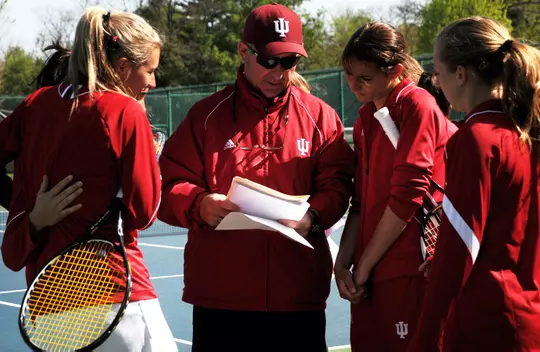 IU tennis team with head coach Lin Loring