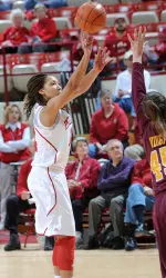 Senior Hope Elam scored 13 points playing in her hometown.