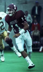 Former Indiana University quarterback Dave Schnell lost his battle with cancer Sunday. He was 44.