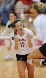 In this week's player spotlight, Cody introduces you to freshmen Morgan Leach and Chanté George.