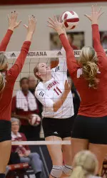 Senior Kelci Marschall