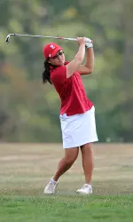 Freshman Elizabeth Tong is on the verge of a top-10 finish at the Westbrook Invitational.