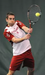 In singles, Isade Juneau made quick work at number one, taking down Maksym Bartiuk 6-0, 6-2.