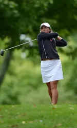 Maria Mancini joins Marissa DeCola and Kamryn Klawitter in the round of 32 at the Women's Western Golf Association National Amateur Championship.