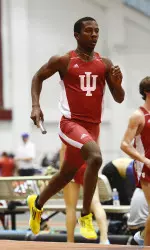 Tre'Tez Kinnaird ran the first sub-1:48 800m in school history in last 26 years.